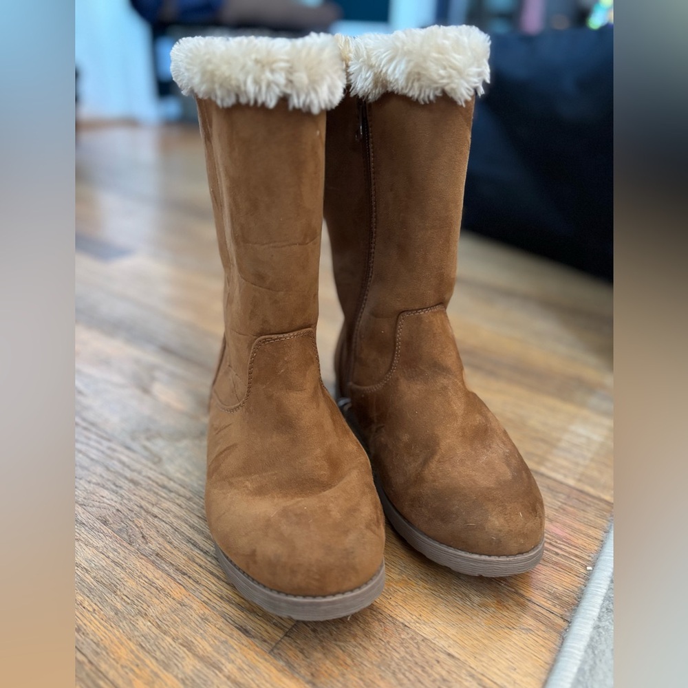 Cat & Jack Tan Suede Boots